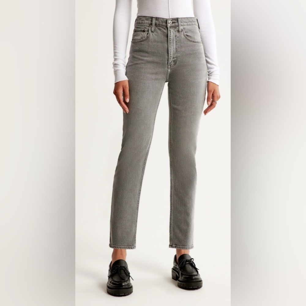 Abercrombie & Fitch Women's Charcoal Ankle Straight Ultra High Rise Jeans